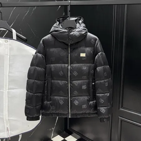 クリスチャン・ルブタン ダウンジャケット