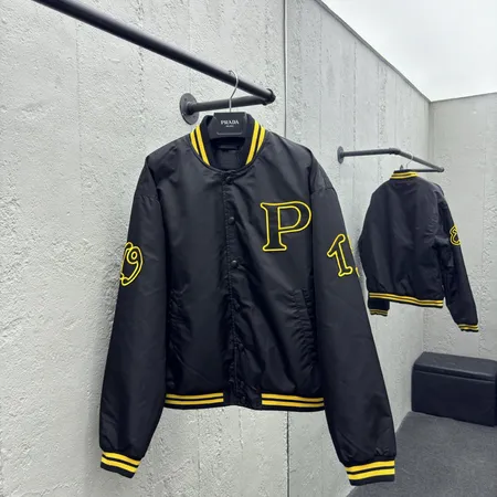 プラダ ジャケット