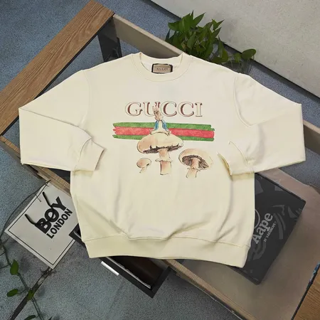 グッチ パーカー