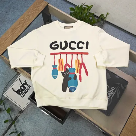 グッチ パーカー