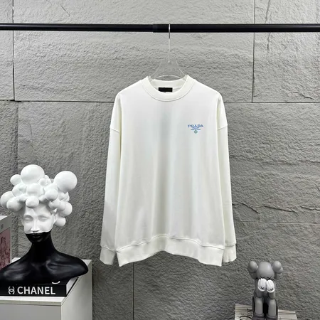 プラダ パーカー