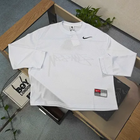 ナイキ パーカー