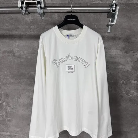 バーバリー ス Tシャツ