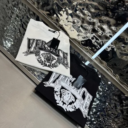 ヴェルサーチ Tシャツ