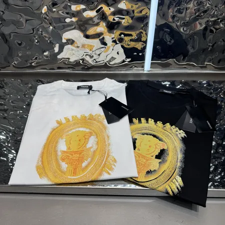 ヴェルサーチ Tシャツ