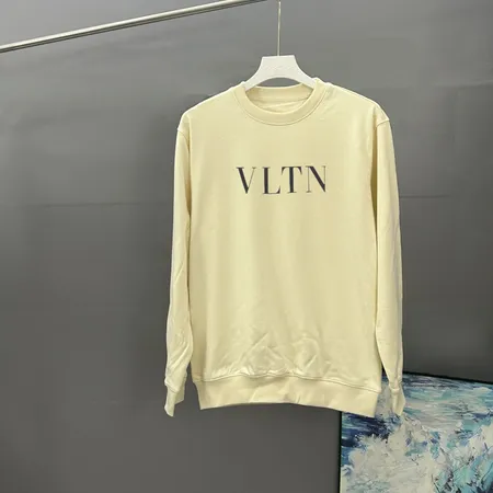 ヴァレンティノ パーカー