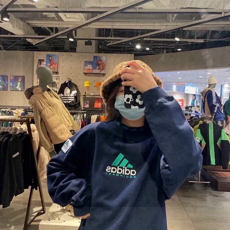 アディダス パーカー