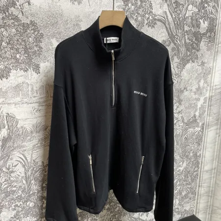 ミュウミュウ パーカー