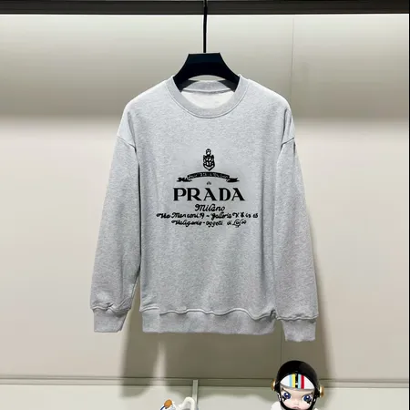 プラダ パーカー