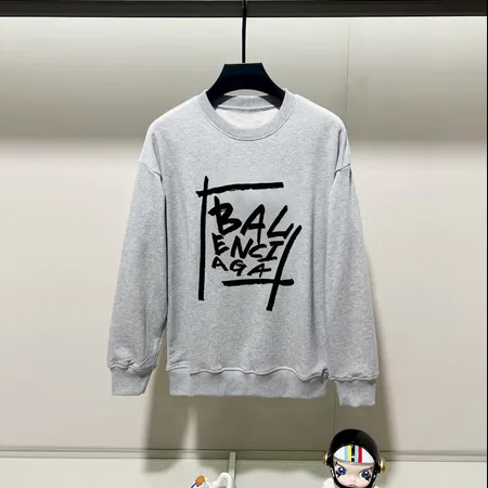 バレンシアガ パーカー