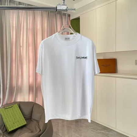 イブサンローラン Tシャツ