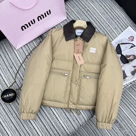 ステューシー ダウンジャケット