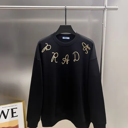 プラダ パーカー