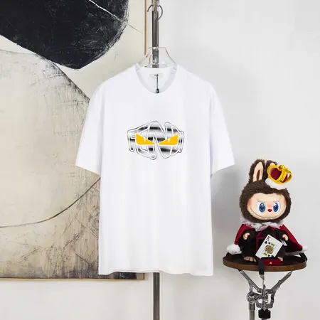 フェンディ Tシャツ