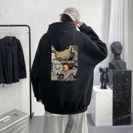 バレンシアガ パーカー