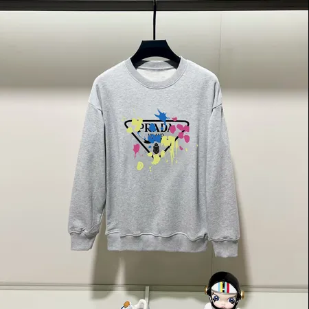 プラダ パーカー