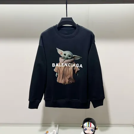 バレンシアガ パーカー