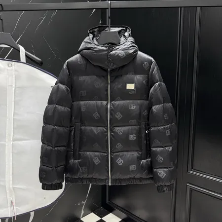 クリスチャン・ルブタン ダウンジャケット