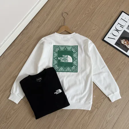 ノースフェイス パーカー