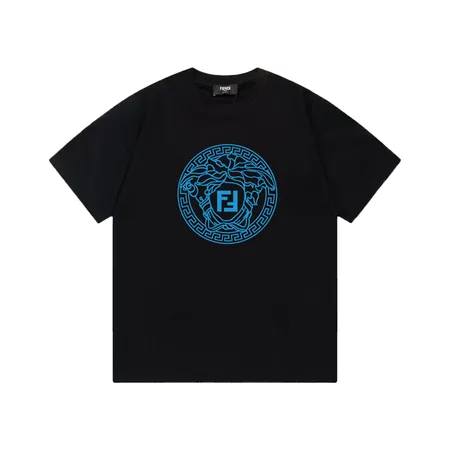 フェンディ Tシャツ