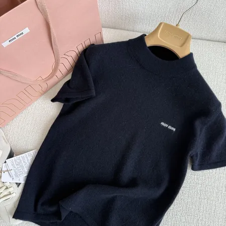 ミュウミュウ Tシャツ