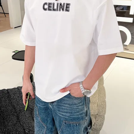 セリーヌ Tシャツ