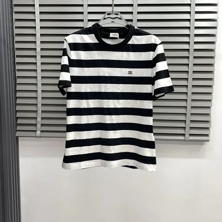 セリーヌ Tシャツ