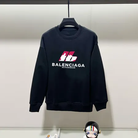 バレンシアガ パーカー