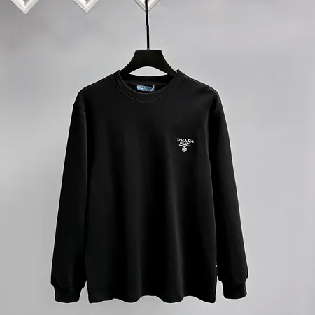 プラダ Tシャツ