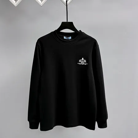 プラダ Tシャツ