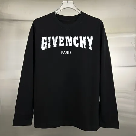 ジバンシィ Tシャツ