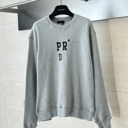 プラダ パーカー