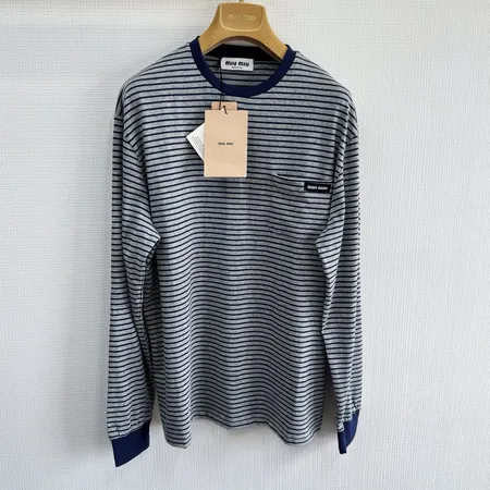 ミュウミュウ パーカー