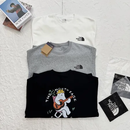 ノースフェイス パーカー