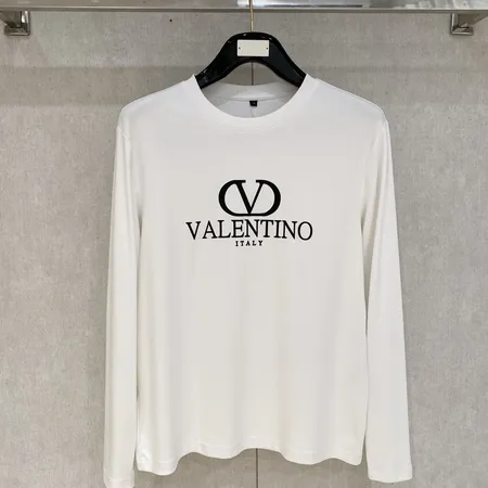 ヴァレンティノ パーカー