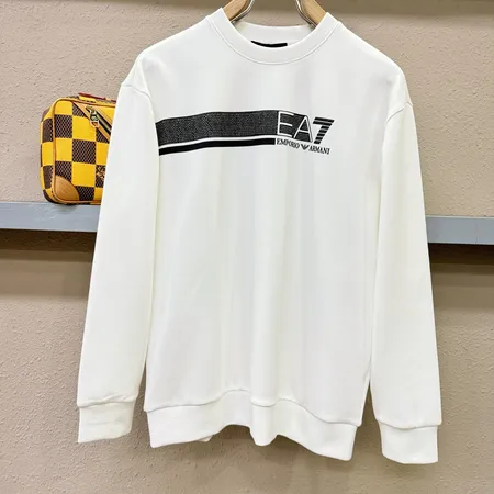 アルマーニ パーカー