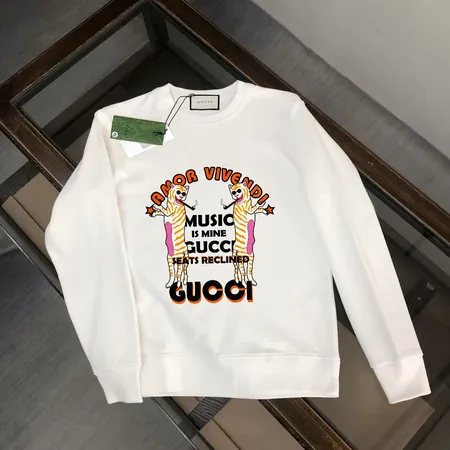 グッチ パーカー