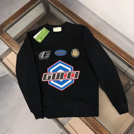 グッチ パーカー