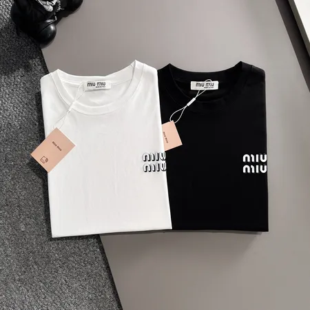 ミュウミュウ Tシャツ