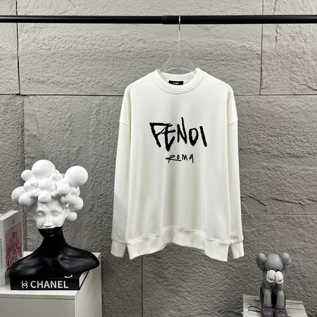 フェンディ パーカー