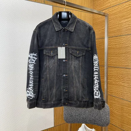 バレンシアガ ジャケット