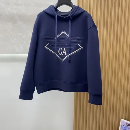 アルマーニ パーカー