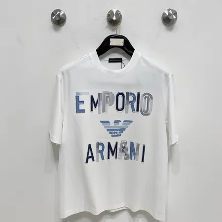 アルマーニ Tシャツ