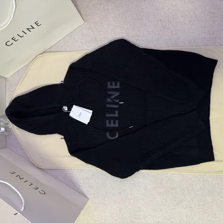 セリーヌ パーカー