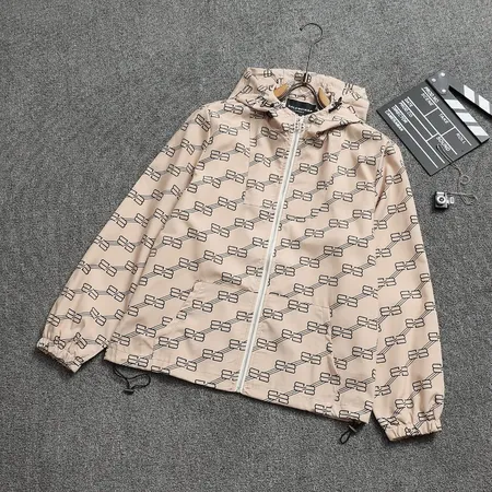 バレンシアガ ジャケット