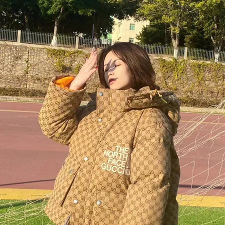 グッチ ダウンジャケット