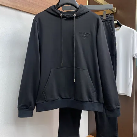 プラダ パーカー