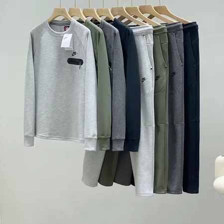 ナイキ パーカー