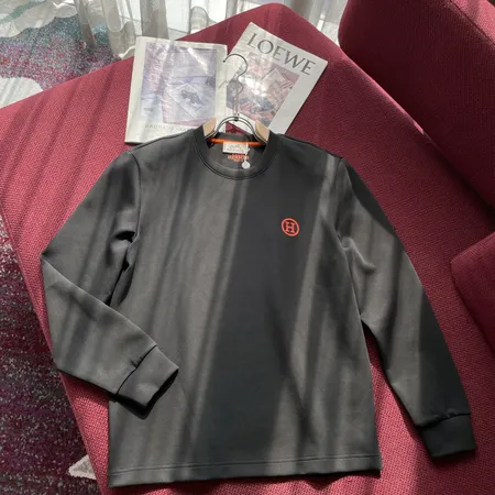 エルメス パーカー