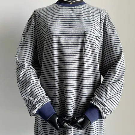 ミュウミュウ Tシャツ